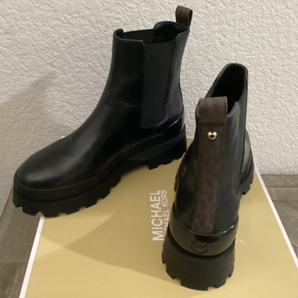 MICHAEL MICHAEL KORS Women's Rowan Pull-On Ankle Chelsea Booties, 7.5 - Picture 9 of 13